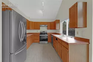 3560 Birnamwood Dr, Colorado Springs, CO 80920 - Photo 9