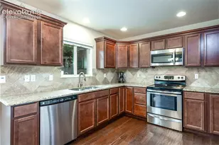 2559 Hot Springs Ct, Colorado Springs, CO 80919 - Photo 13