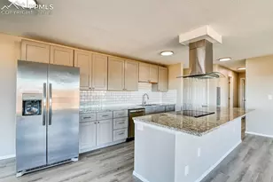 411 Lakewood Circle, Colorado Springs, CO 80910 - Photo 7