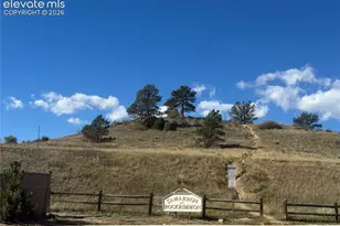 414 Saddlemountain Rd, Colorado Springs, CO 80919 - Photo 7