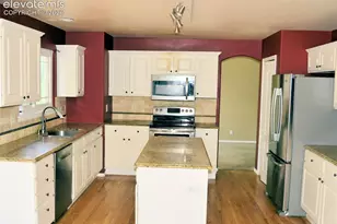 2220 Wimbleton Ct, Colorado Springs, CO 80920 - Photo 3