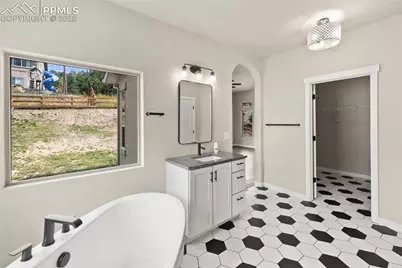 16445 Mountain Glory Drive, Monument, CO 80132 - Photo 5