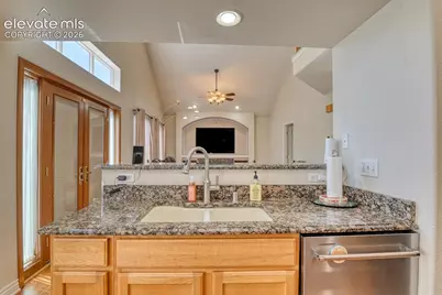 6019 Mapleton Drive, Colorado Springs, CO 80918 - Photo 5