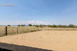 1035 Newton Rd, Pueblo, CO 81005 - Photo 27
