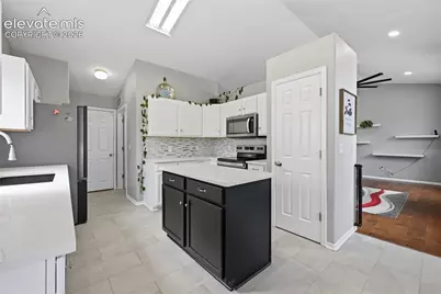 8929 Celebrity Court, Fountain, CO 80817 - Photo 11