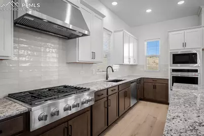 4684 Peak Crest View, Colorado Springs, CO 80918 - Photo 13