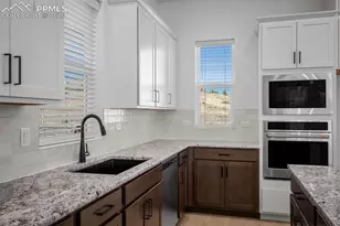 4684 Peak Crst Vw, Colorado Springs, CO 80918 - Photo 15