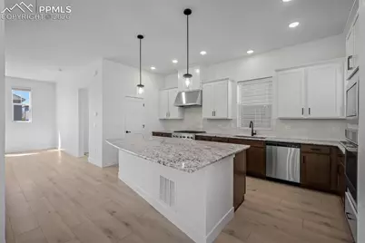 4684 Peak Crest View, Colorado Springs, CO 80918 - Photo 11