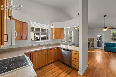 2016 Summerset Drive, Colorado Springs, CO 80920 - Photo 5