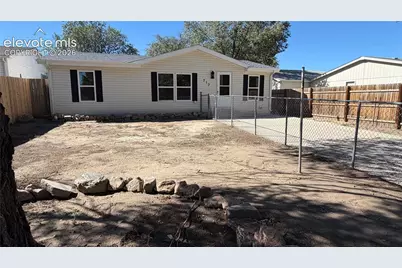 713 Santa Barbara Avenue, Pueblo, CO 81005 - Photo 1