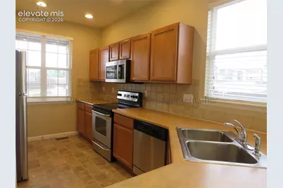 7641 Autumn Knoll Drive, Colorado Springs, CO 80922 - Photo 3