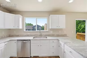 4922 Dunecrest Dr, Colorado Springs, CO 80922 - Photo 15