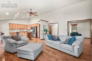 250 Bennington Dr, Colorado Springs, CO 80906 - Photo 15