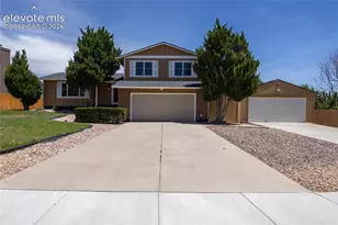 3433 Oak Creek Dr, Colorado Springs, CO 80906 - Photo 1