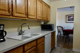 411 Lakewood Circle, Colorado Springs, CO 80910 - Photo 3
