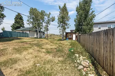 137 W Eaton Avenue, Cripple Creek, CO 80813 - Photo 11