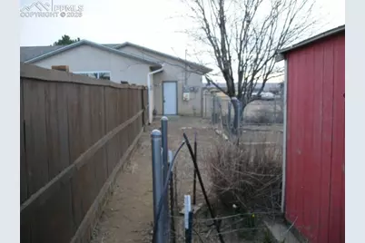 1255 N Rising Sun Place, Pueblo West, CO 81007 - Photo 11
