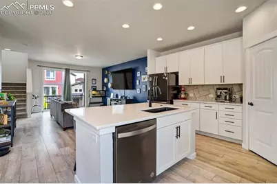 7237 Treebrook Lane, Colorado Springs, CO 80918 - Photo 13