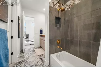 3324 Skywatch Heights, Colorado Springs, CO 80904 - Photo 35