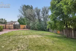 739 Tamarron Dr, Colorado Springs, CO 80919 - Photo 45