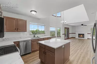 752 S Rockrimmon Boulevard, Colorado Springs, CO 80919 - Photo 17