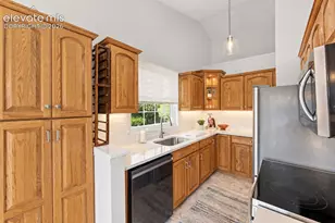 2552 Blazek Loop, Colorado Springs, CO 80918 - Photo 7