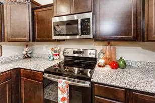 5640 Shamrock Heights, Colorado Springs, CO 80923 - Photo 11
