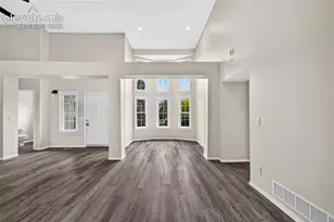 210 Hidden Creek Dr, Colorado Springs, CO 80906 - Photo 5