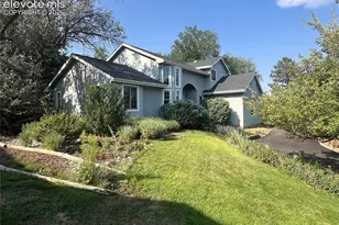 210 Hidden Creek Dr, Colorado Springs, CO 80906 - Photo 37