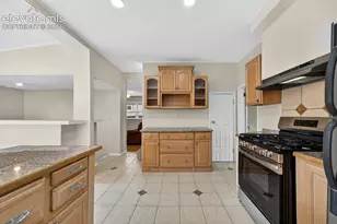 1121 E Willamette Ave, Colorado Springs, CO 80903 - Photo 9