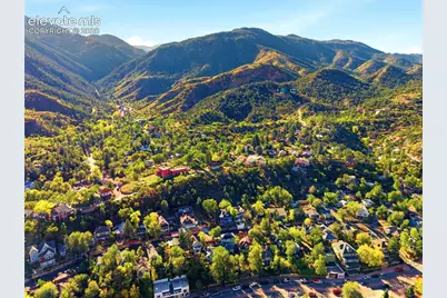 46 Waltham Avenue, Manitou Springs, CO 80829 - Photo 3