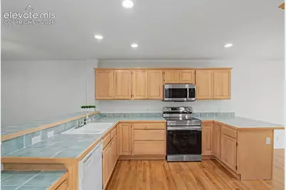 84 Luxury Lane, Colorado Springs, CO 80921 - Photo 9