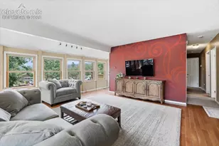 803 Panorama Dr, Colorado Springs, CO 80904 - Photo 15