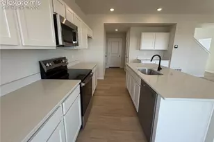 5336 Truscott Rd, Colorado Springs, CO 80925 - Photo 9