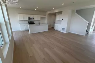 5336 Truscott Rd, Colorado Springs, CO 80925 - Photo 5
