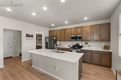 5411 Wagon Hammer Drive, Colorado Springs, CO 80925 - Photo 11