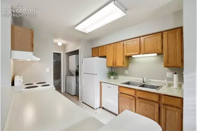 4357 Hunting Meadows Circle, Colorado Springs, CO 80916 - Photo 13
