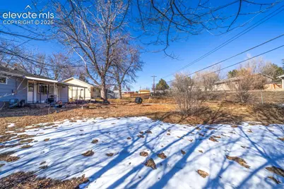 1911 Del Mar Drive, Colorado Springs, CO 80910 - Photo 11