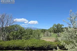 538 Lakewood Cir, Colorado Springs, CO 80910 - Photo 35