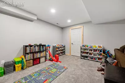 965 N Cimarron Drive, Pueblo, CO 81007 - Photo 21