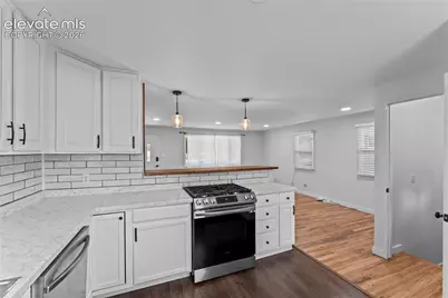 2326 Eagle View Drive, Colorado Springs, CO 80909 - Photo 9
