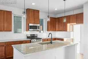 10759 Spalding Vw, Colorado Springs, CO 80908 - Photo 3