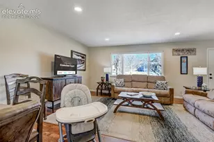 3806 Somerset Dr, Colorado Springs, CO 80907 - Photo 9