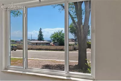 2412 8th Avenue, Pueblo, CO 81003 - Photo 7