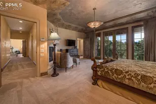 4896 Stonehill Rd, Colorado Springs, CO 80918 - Photo 21