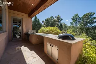 4896 Stonehill Rd, Colorado Springs, CO 80918 - Photo 39