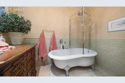 4896 Stonehill Road, Colorado Springs, CO 80918 - Photo 31