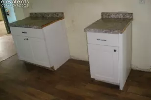 831 Currie St, Pueblo, CO 81004 - Photo 13