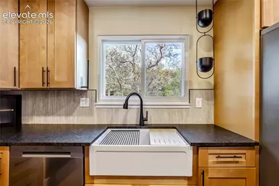 609 Crestridge Avenue, Colorado Springs, CO 80906 - Photo 9
