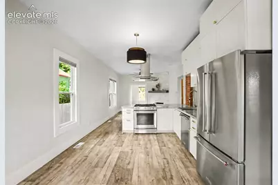 911 W Pikes Peak Avenue, Colorado Springs, CO 80905 - Photo 9